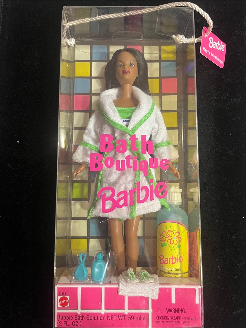 NRFB Vintage 1998 Bath Boutique Barbie Doll AA Green Robe Mattel 22358